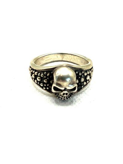 The Single Skull Ring
