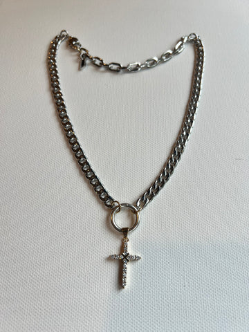 The Silver Chain & Cross Necklace