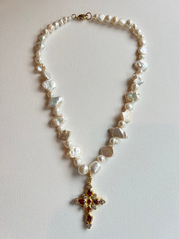 The Aalia Pearl Necklace