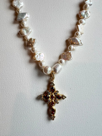 The Aalia Pearl Necklace