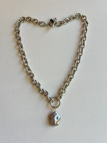The Silver Pearl Necklace