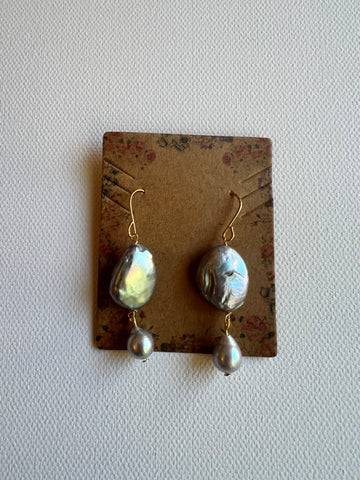 The Silver Pearl Earrings