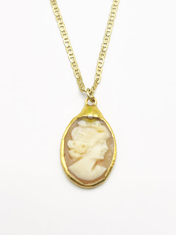 The Vintage Mini Cameo Necklace