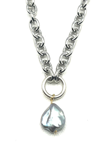 The Silver Pearl Necklace