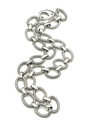 The Silver Chain Necklace