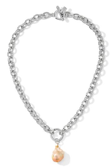 The Silver Chain & Pearl Necklace