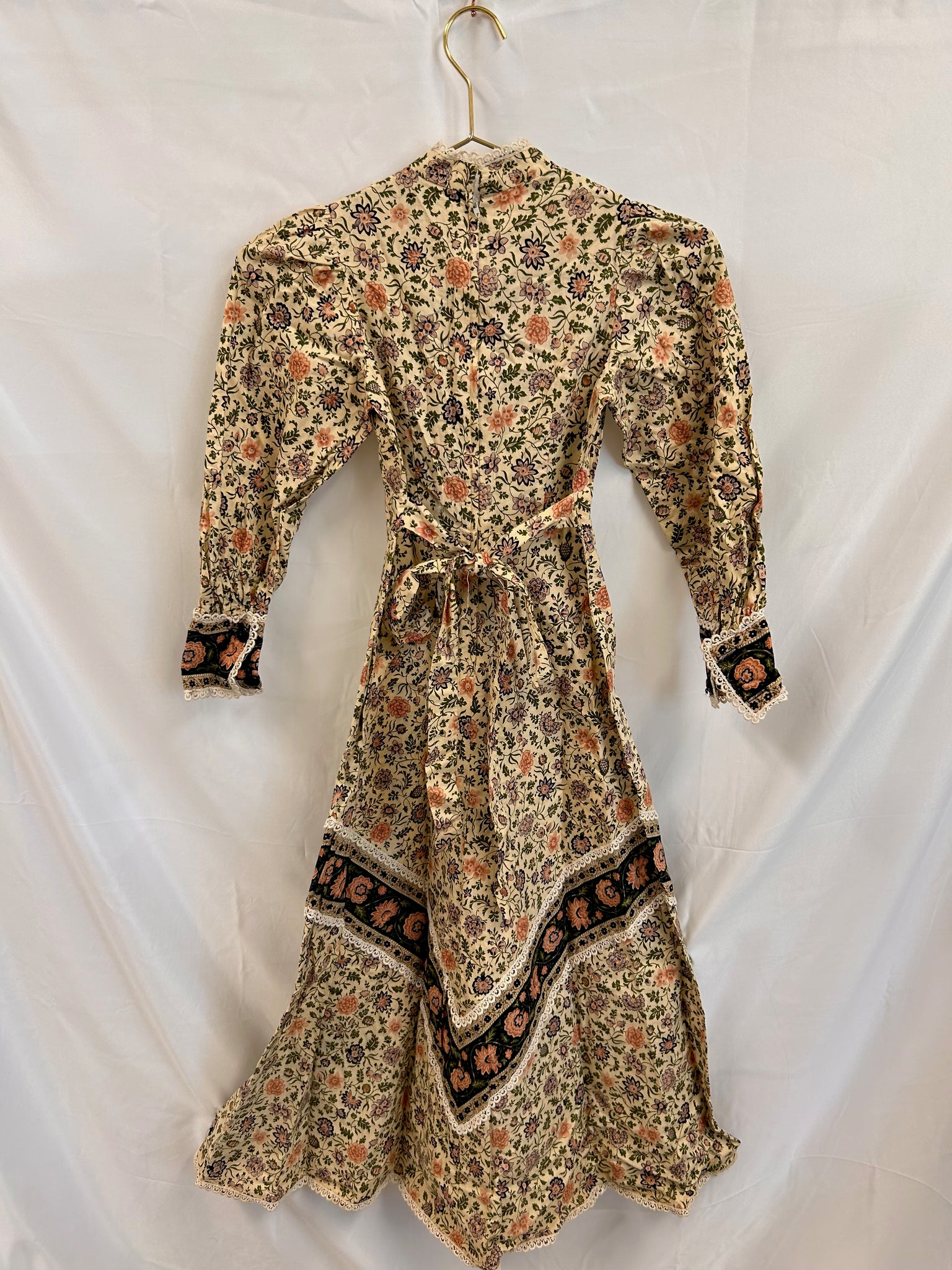 VINTAGE: Paula Lee Prairie Dress Made in England