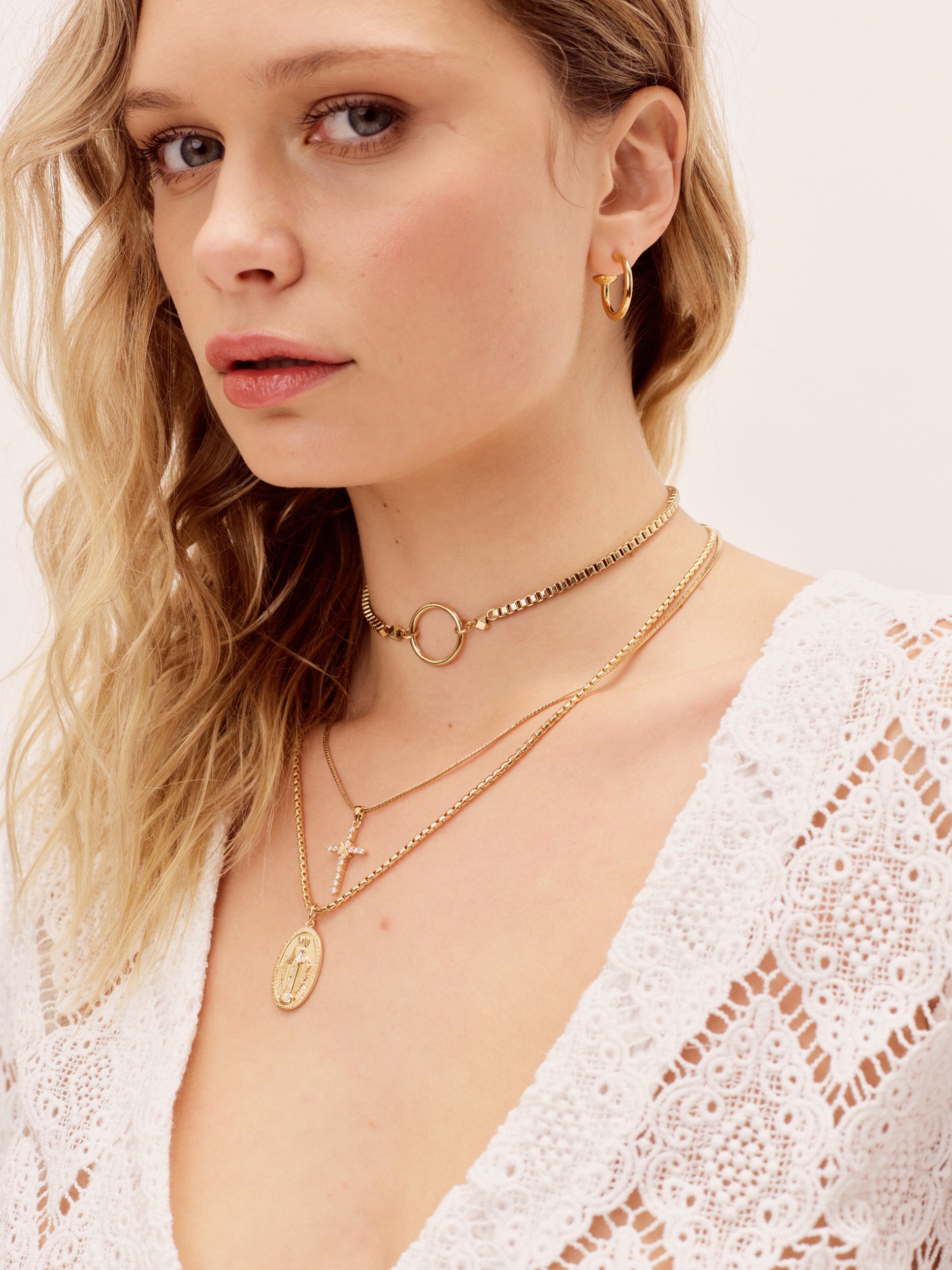 Vanessa Mooney The Small Cecilia Hoop Earrings Earrings