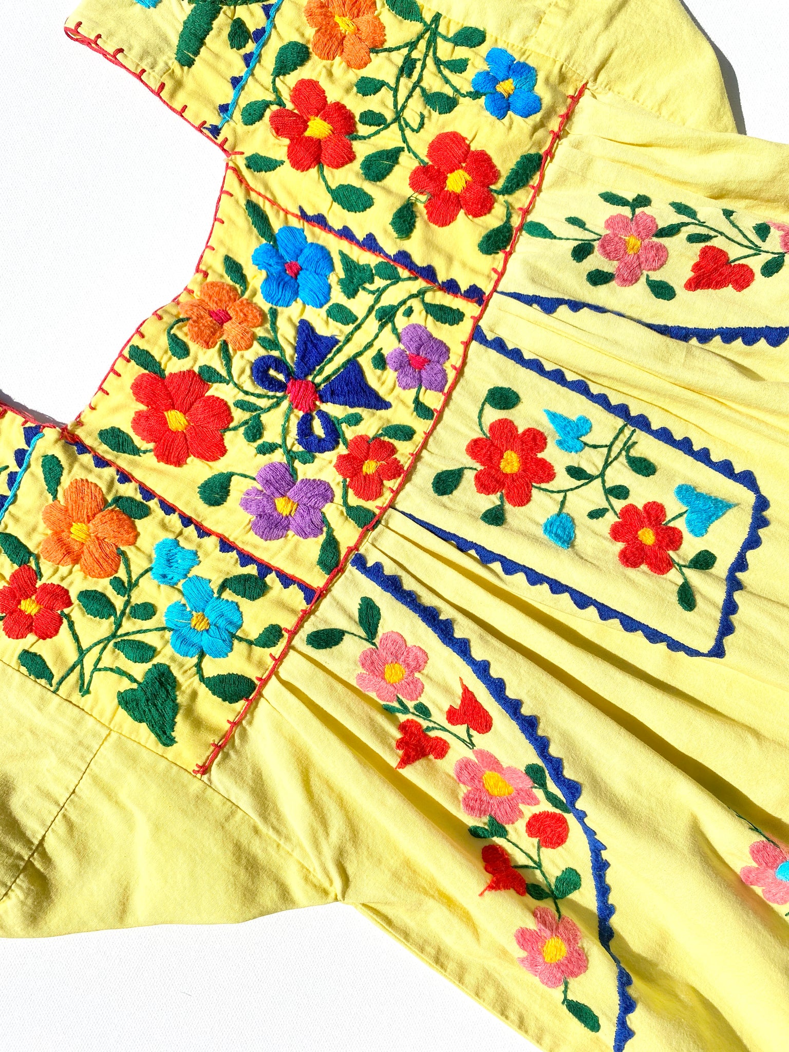 VINTAGE: Maxi Dress - Yellow Floral