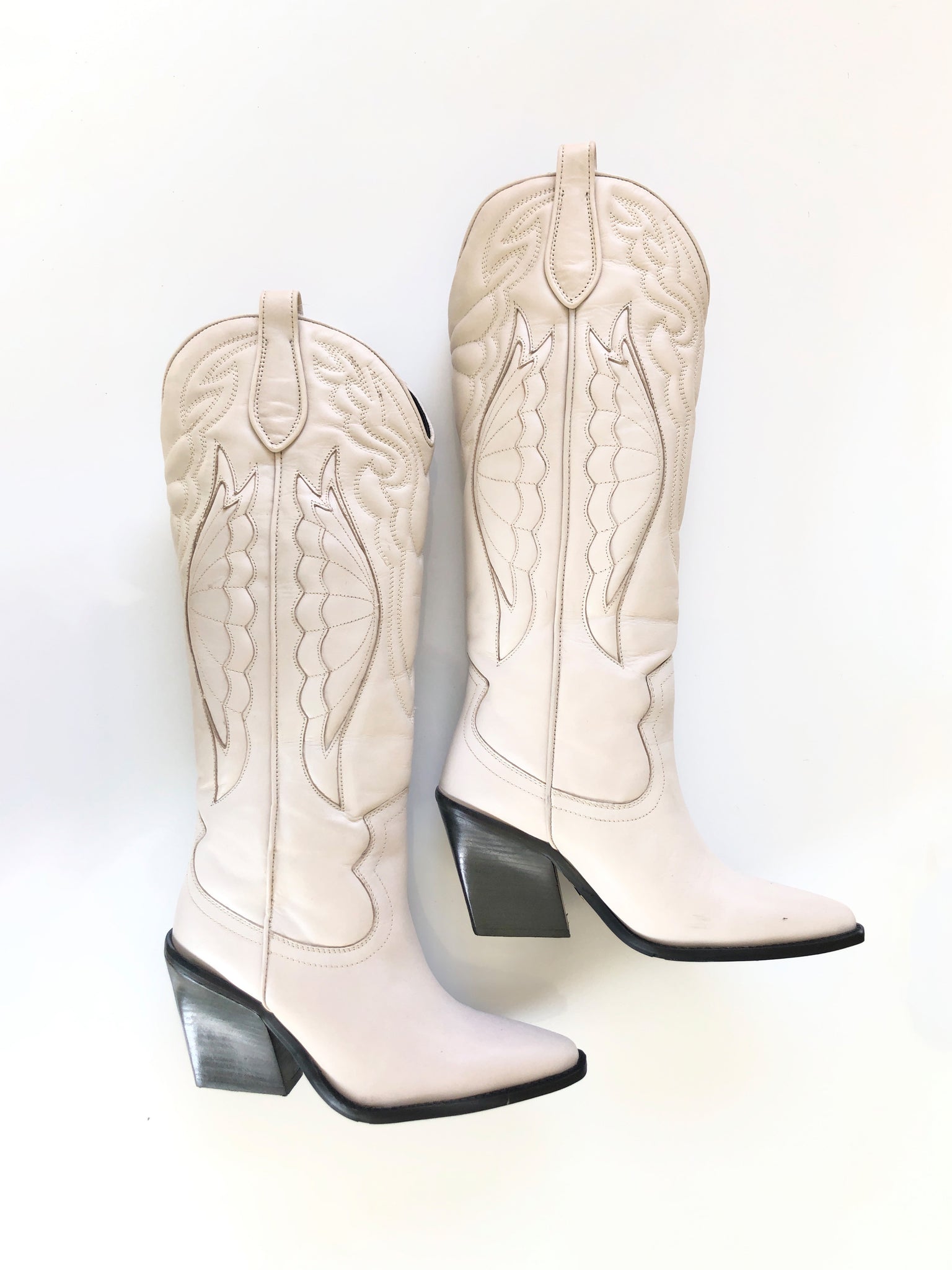 VINTAGE: Tall White Leather Bronx Cowgirl Boots