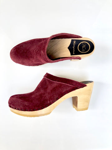 Vintage: No.6 Burgundy Clogs